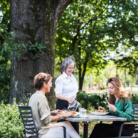 50|50 Belmont Hotel 3*